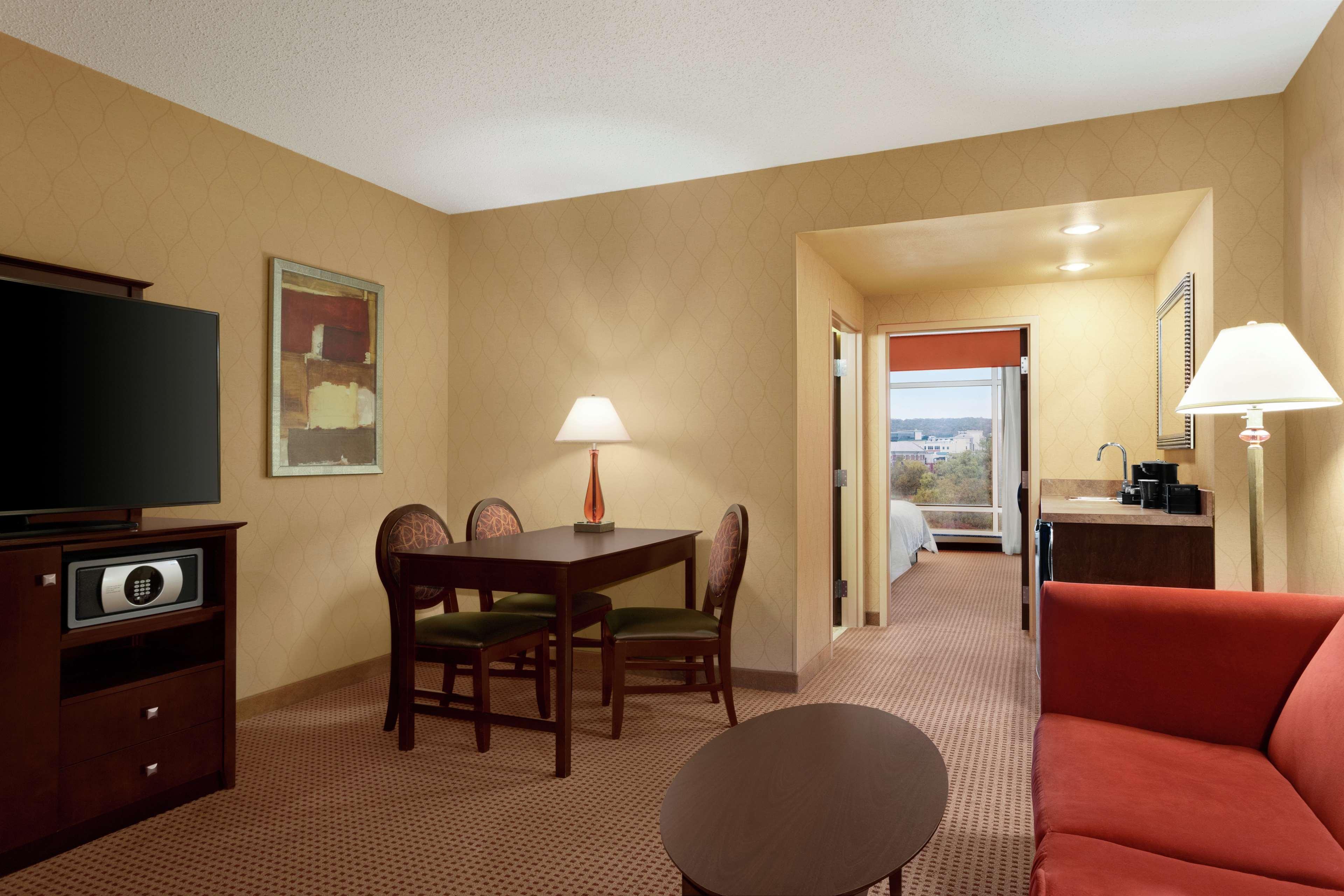 Embassy Suites Huntsville Kültér fotó