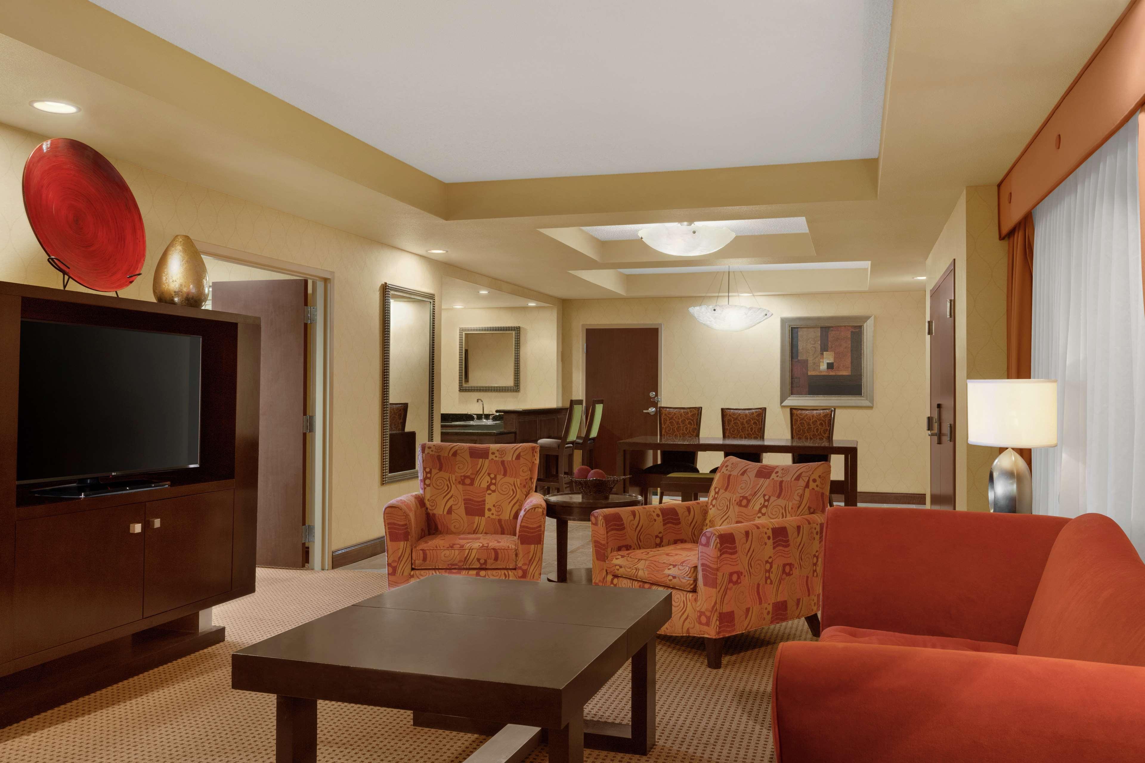 Embassy Suites Huntsville Kültér fotó