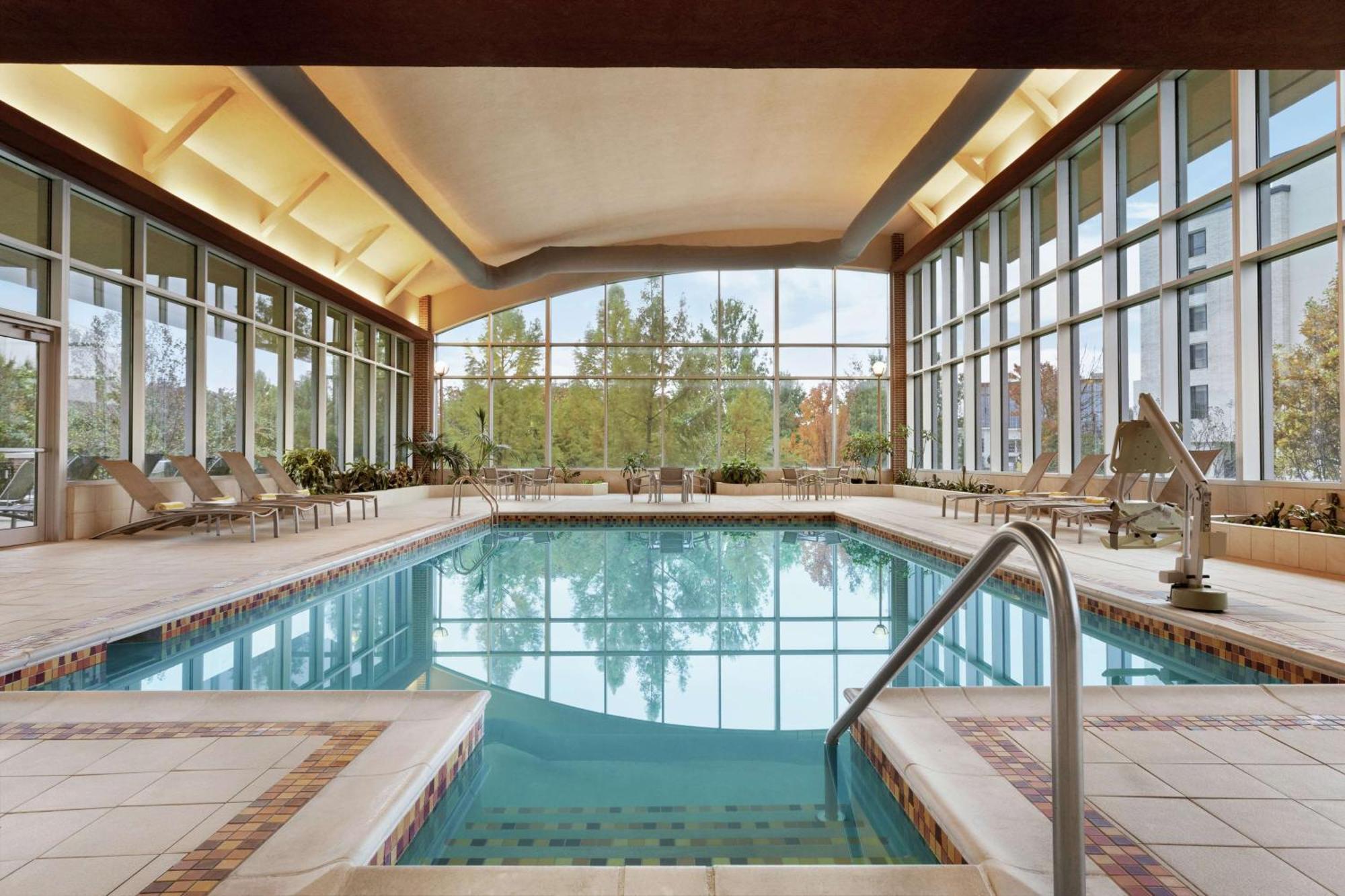 Embassy Suites Huntsville Kültér fotó